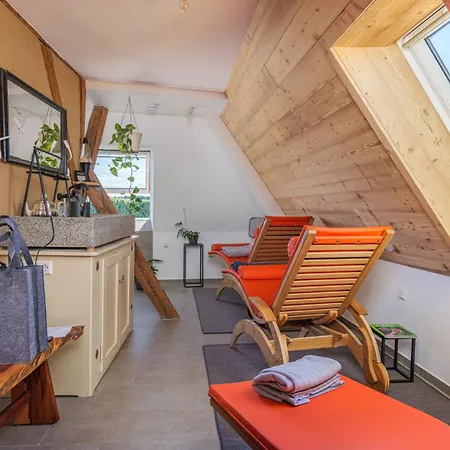 Historisches Spital: Grandios | Sauna | Wellness | 24 Personen | Events * Dornstetten