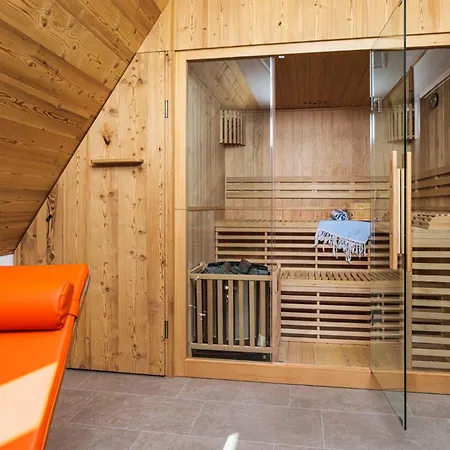 Historisches Spital: Grandios | Sauna | Wellness | 24 Personen | Events * Dornstetten